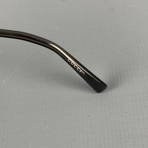 GUCCI Silver Metal Aviator Sunglasses - Picture 6 of 9